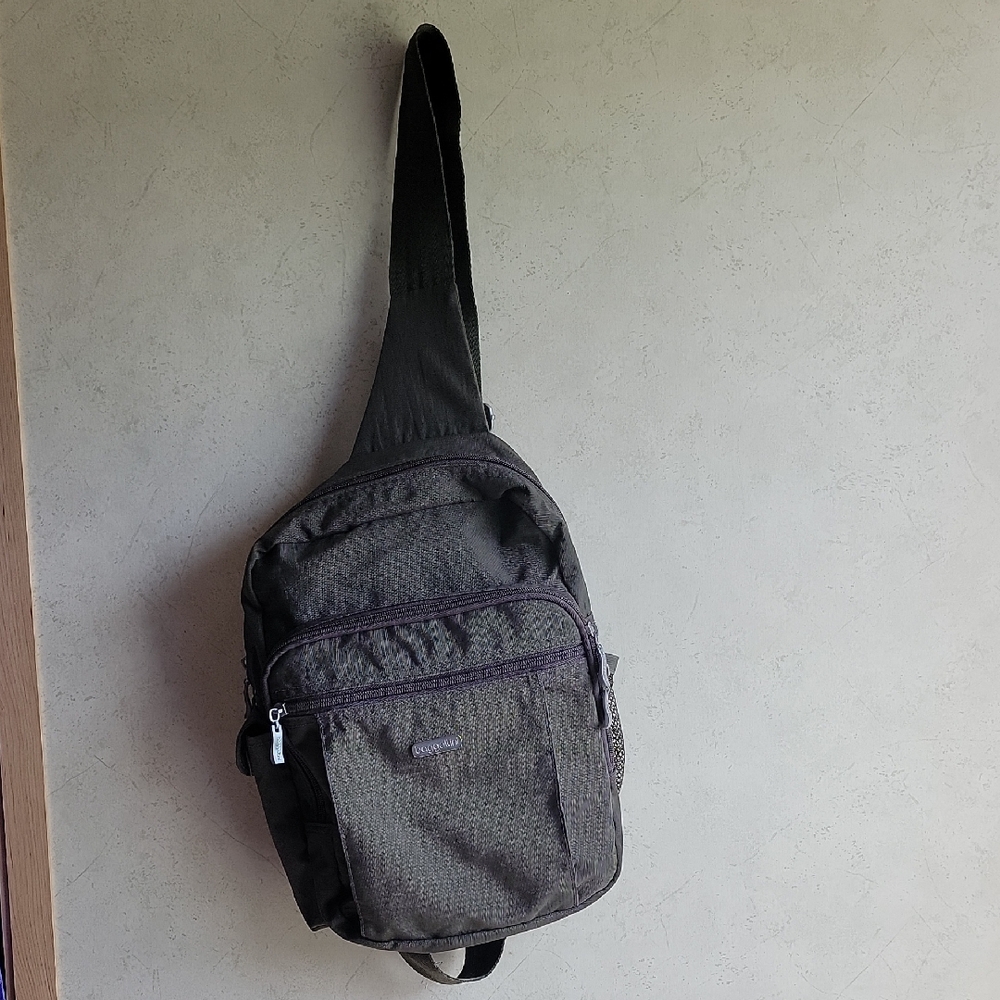 Baggallini Crossbody Sling/Backpack